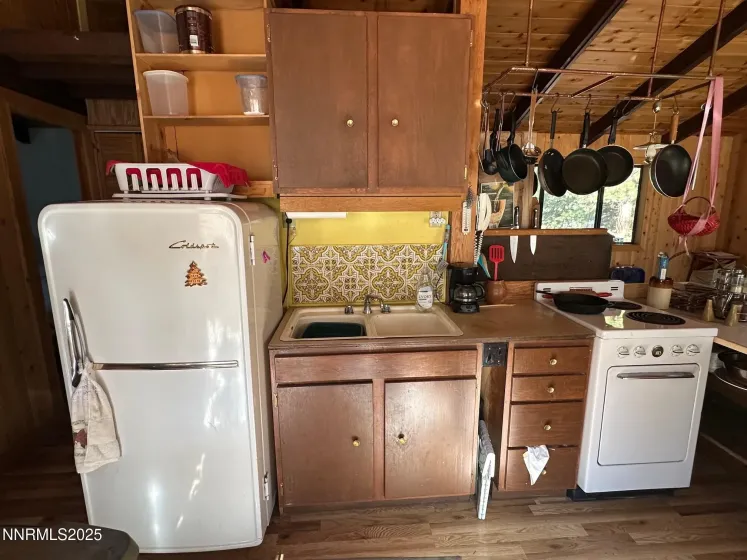 201 Shay Creek, Markleeville, California 96120, 2 Bedrooms Bedrooms, ,1 BathroomBathrooms,Residential,Residential,Shay Creek,250057525 201 Shay Creek, Markleeville, California 96120, 2 Bedrooms Bedrooms, ,1 BathroomBathrooms,Residential,Residential,Shay Creek,250057525