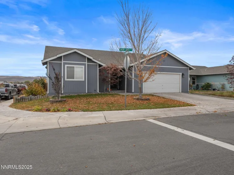 2187 Snow Drift, Fernley, Nevada 89408, 3 Bedrooms Bedrooms, ,2 BathroomsBathrooms,Residential,Residential,Snow Drift,250057529 2187 Snow Drift, Fernley, Nevada 89408, 3 Bedrooms Bedrooms, ,2 BathroomsBathrooms,Residential,Residential,Snow Drift,250057529
