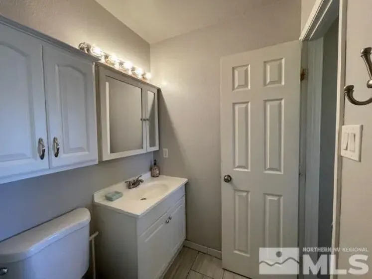 7411 Essex, Reno, Nevada 89506, 4 Bedrooms Bedrooms, ,3 BathroomsBathrooms,Residential,Residential,Essex,250003383