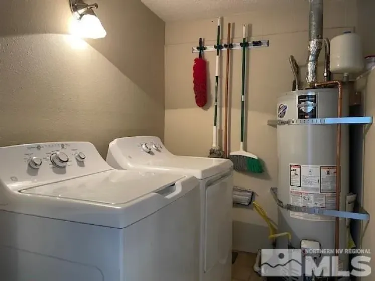 7411 Essex, Reno, Nevada 89506, 4 Bedrooms Bedrooms, ,3 BathroomsBathrooms,Residential,Residential,Essex,250003383