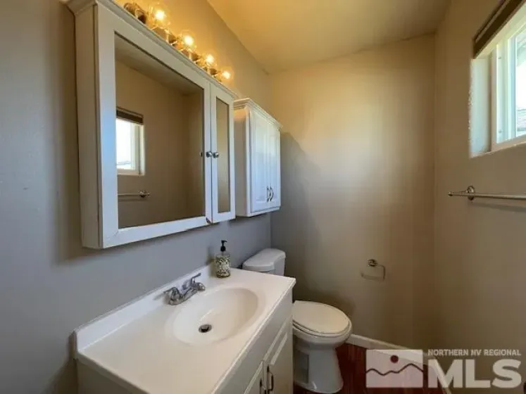 7411 Essex, Reno, Nevada 89506, 4 Bedrooms Bedrooms, ,3 BathroomsBathrooms,Residential,Residential,Essex,250003383