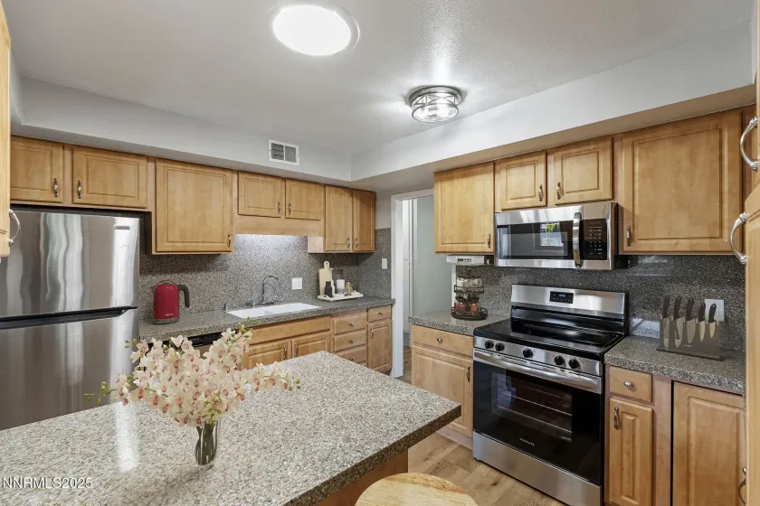 1365 Prospect, Sparks, Nevada 89431, 3 Bedrooms Bedrooms, ,2 BathroomsBathrooms,Residential,Residential,Prospect,250055995