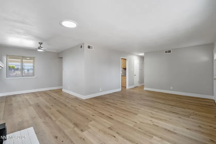 1365 Prospect, Sparks, Nevada 89431, 3 Bedrooms Bedrooms, ,2 BathroomsBathrooms,Residential,Residential,Prospect,250055995