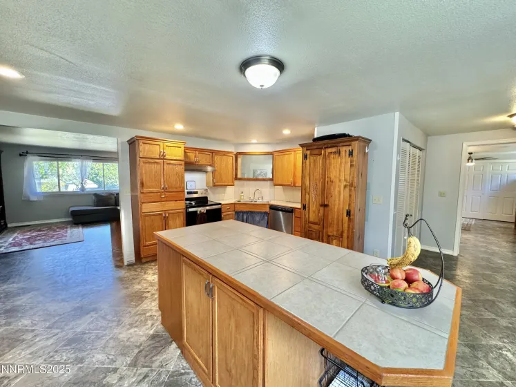 240 Circle, Winnemucca, Nevada 89445, 3 Bedrooms Bedrooms, ,2 BathroomsBathrooms,Residential,Residential,Circle,250053968 240 Circle, Winnemucca, Nevada 89445, 3 Bedrooms Bedrooms, ,2 BathroomsBathrooms,Residential,Residential,Circle,250053968