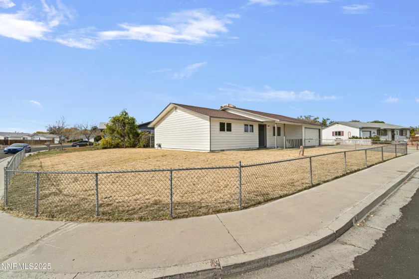 829 Sunset, Fallon, Nevada 89406, 3 Bedrooms Bedrooms, ,2 BathroomsBathrooms,Residential,Residential,Sunset,250057535 829 Sunset, Fallon, Nevada 89406, 3 Bedrooms Bedrooms, ,2 BathroomsBathrooms,Residential,Residential,Sunset,250057535