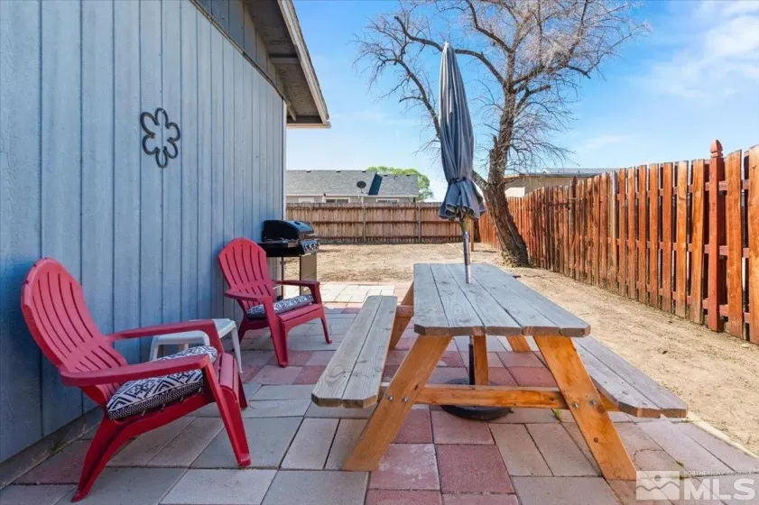 411 Paul, Yerington, Nevada 89447, 2 Bedrooms Bedrooms, ,1 BathroomBathrooms,Residential,Residential,Paul,250004770