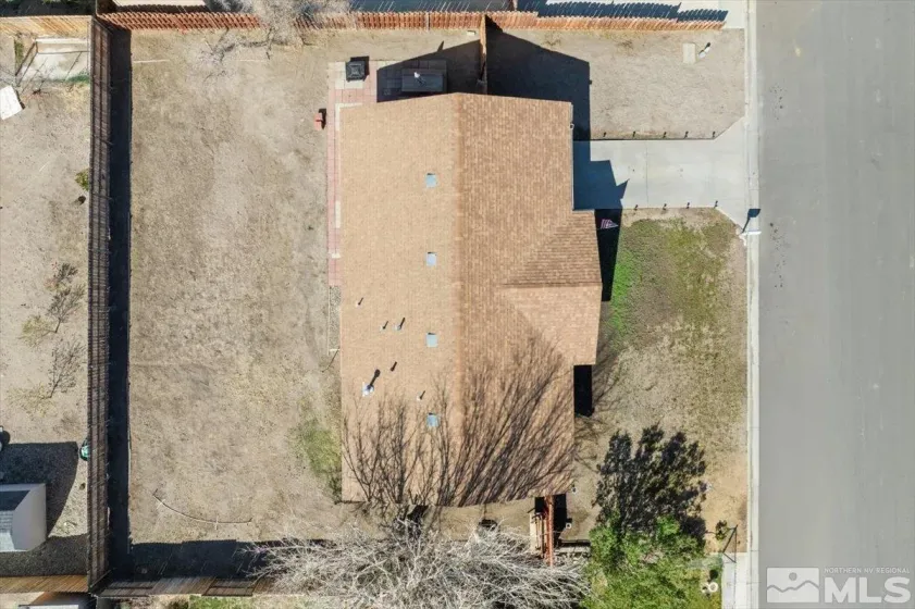 411 Paul, Yerington, Nevada 89447, 2 Bedrooms Bedrooms, ,1 BathroomBathrooms,Residential,Residential,Paul,250004770