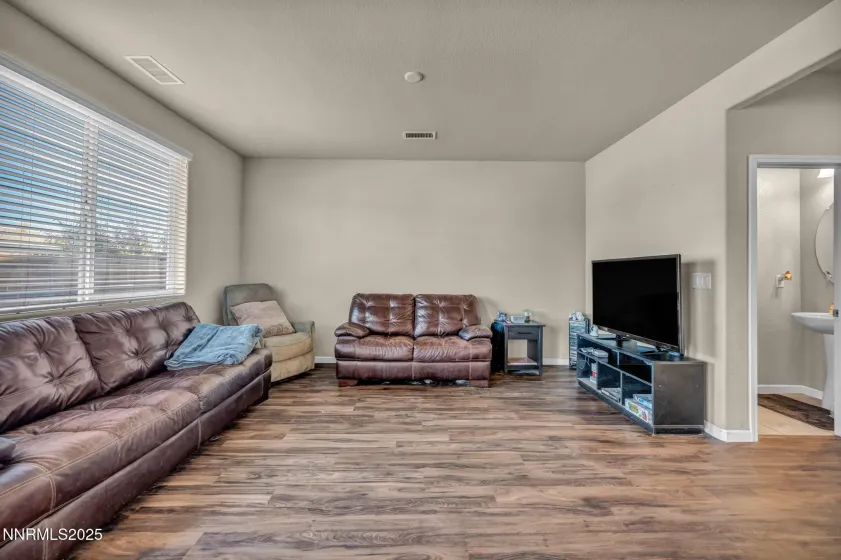 279 Granite, Dayton, Nevada 89403, 4 Bedrooms Bedrooms, ,3 BathroomsBathrooms,Residential,Residential,Granite,250057543