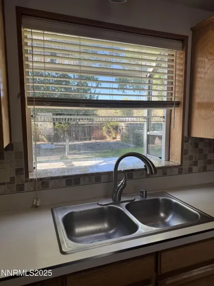 3255 Upper Valley, Lovelock, Nevada 89419, 3 Bedrooms Bedrooms, ,2 BathroomsBathrooms,Residential,Residential,Upper Valley,250057548