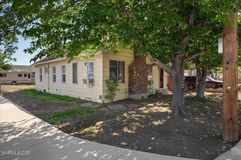 848 Rock, Sparks, Nevada 89431, 4 Bedrooms Bedrooms, ,2 BathroomsBathrooms,Residential,Residential,Rock,250057551