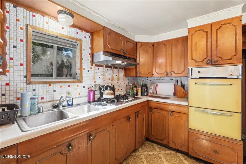 848 Rock, Sparks, Nevada 89431, 4 Bedrooms Bedrooms, ,2 BathroomsBathrooms,Residential,Residential,Rock,250057551