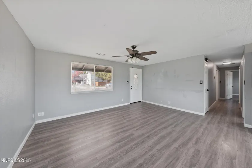 889 Tillman, Gardnerville, Nevada 89460, 3 Bedrooms Bedrooms, ,2 BathroomsBathrooms,Residential,Residential,Tillman,250057561