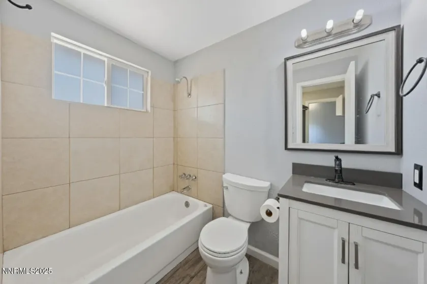 889 Tillman, Gardnerville, Nevada 89460, 3 Bedrooms Bedrooms, ,2 BathroomsBathrooms,Residential,Residential,Tillman,250057561