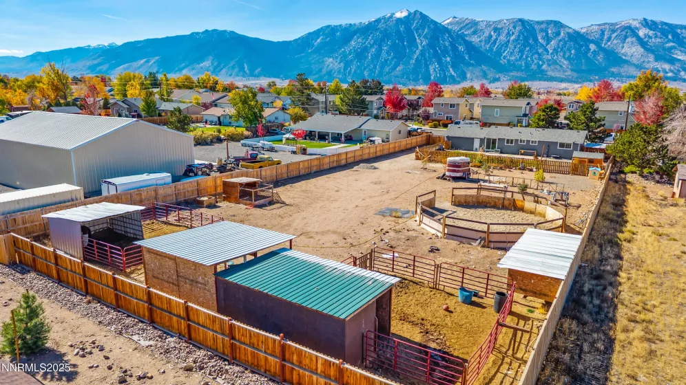 889 Tillman, Gardnerville, Nevada 89460, 3 Bedrooms Bedrooms, ,2 BathroomsBathrooms,Residential,Residential,Tillman,250057561