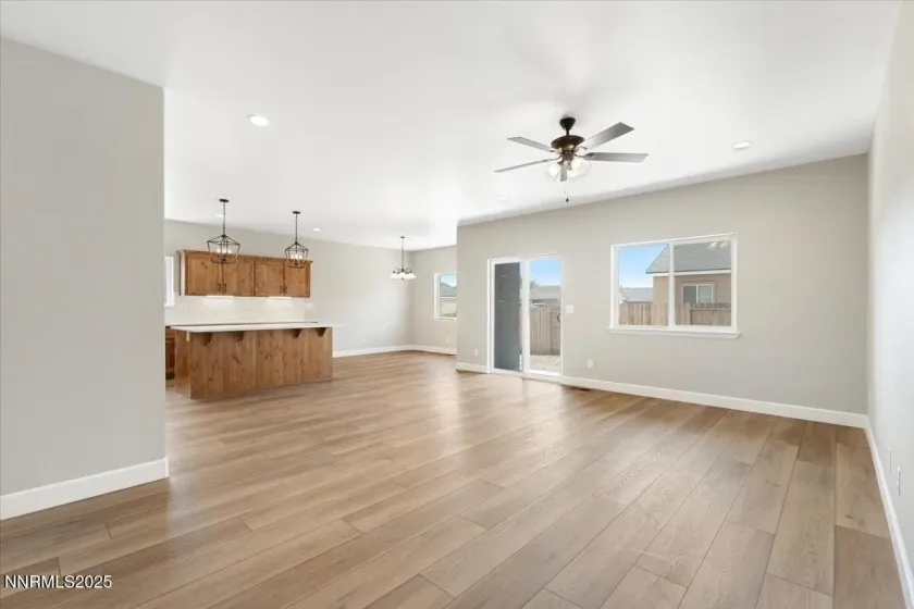 882 Great Basin, Fallon, Nevada 89406, 3 Bedrooms Bedrooms, ,2 BathroomsBathrooms,Residential,Residential,Great Basin,250057562