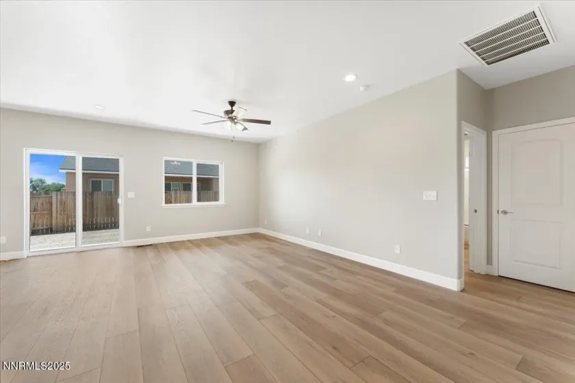 882 Great Basin, Fallon, Nevada 89406, 3 Bedrooms Bedrooms, ,2 BathroomsBathrooms,Residential,Residential,Great Basin,250057562