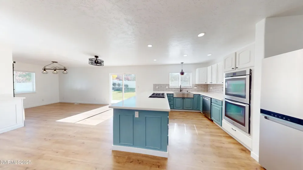 5550 Patrician, Winnemucca, Nevada 89445, 5 Bedrooms Bedrooms, ,3 BathroomsBathrooms,Residential,Residential,Patrician,250057564