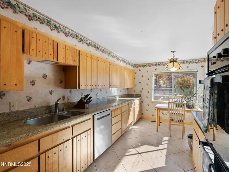 13840 Chamy, Reno, Nevada 89521, 3 Bedrooms Bedrooms, ,2 BathroomsBathrooms,Residential,Residential,Chamy,250057566