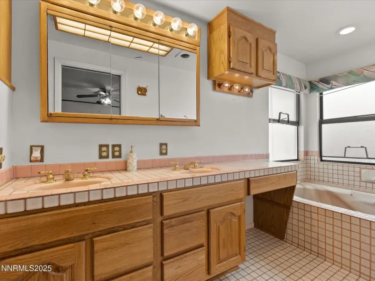 13840 Chamy, Reno, Nevada 89521, 3 Bedrooms Bedrooms, ,2 BathroomsBathrooms,Residential,Residential,Chamy,250057566