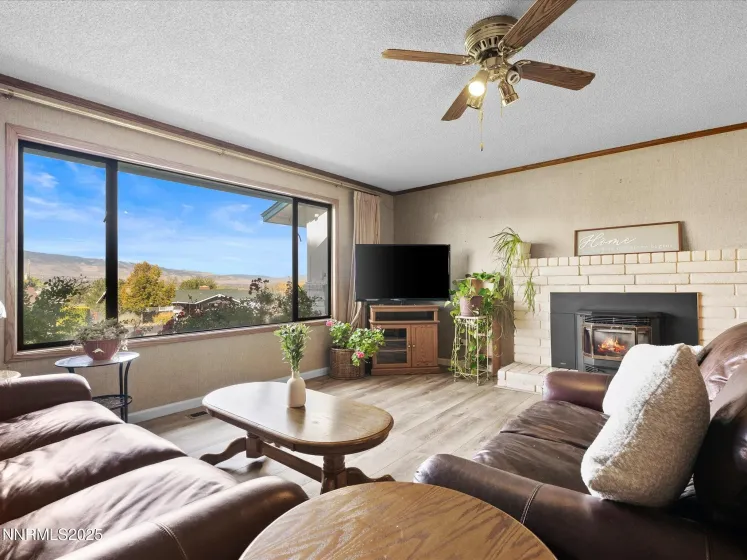 13840 Chamy, Reno, Nevada 89521, 3 Bedrooms Bedrooms, ,2 BathroomsBathrooms,Residential,Residential,Chamy,250057566