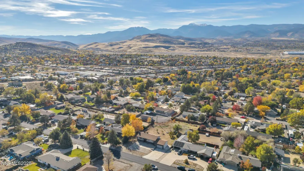 14595 Chamy, Reno, Nevada 89521, 5 Bedrooms Bedrooms, ,3 BathroomsBathrooms,Residential,Residential,Chamy,250057567