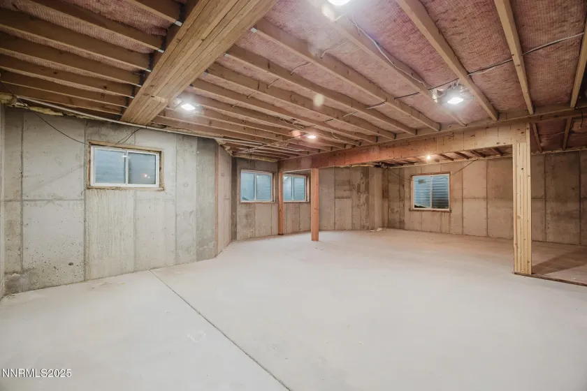 610 & 612 County Road 101, Eureka, Nevada 89316, ,Residential Income,Residential,County Road 101,250005464