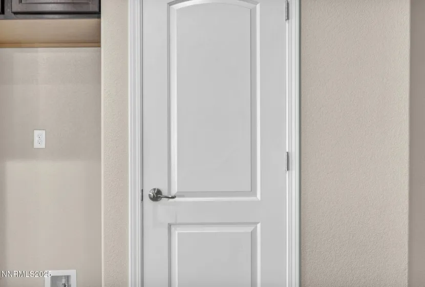 180 Walnut, Fernley, Nevada 89408, 4 Bedrooms Bedrooms, ,3 BathroomsBathrooms,Residential,Residential,Walnut,250055060