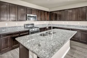 180 Walnut, Fernley, Nevada 89408, 4 Bedrooms Bedrooms, ,3 BathroomsBathrooms,Residential,Residential,Walnut,250055060