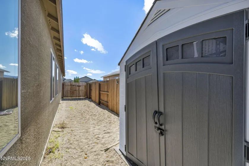 180 Walnut, Fernley, Nevada 89408, 4 Bedrooms Bedrooms, ,3 BathroomsBathrooms,Residential,Residential,Walnut,250055060