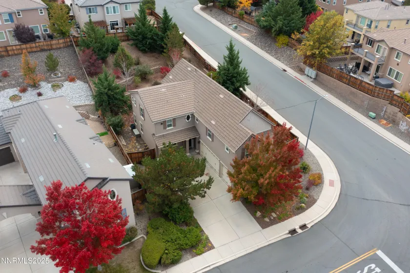 5148 Komatite, Sparks, Nevada 89436, 5 Bedrooms Bedrooms, ,4 BathroomsBathrooms,Residential,Residential,Komatite,250057582