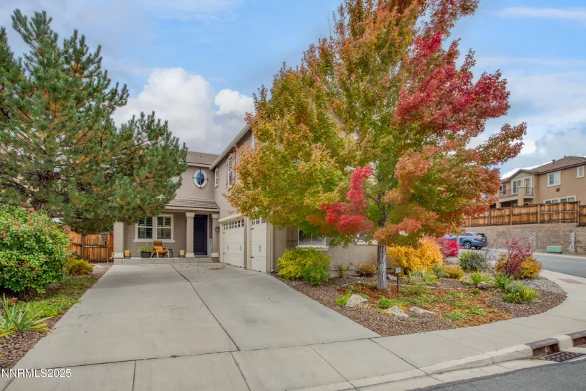 5148 Komatite, Sparks, Nevada 89436, 5 Bedrooms Bedrooms, ,4 BathroomsBathrooms,Residential,Residential,Komatite,250057582