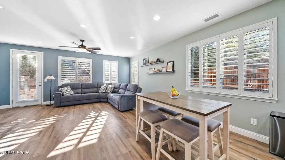 5148 Komatite, Sparks, Nevada 89436, 5 Bedrooms Bedrooms, ,4 BathroomsBathrooms,Residential,Residential,Komatite,250057582