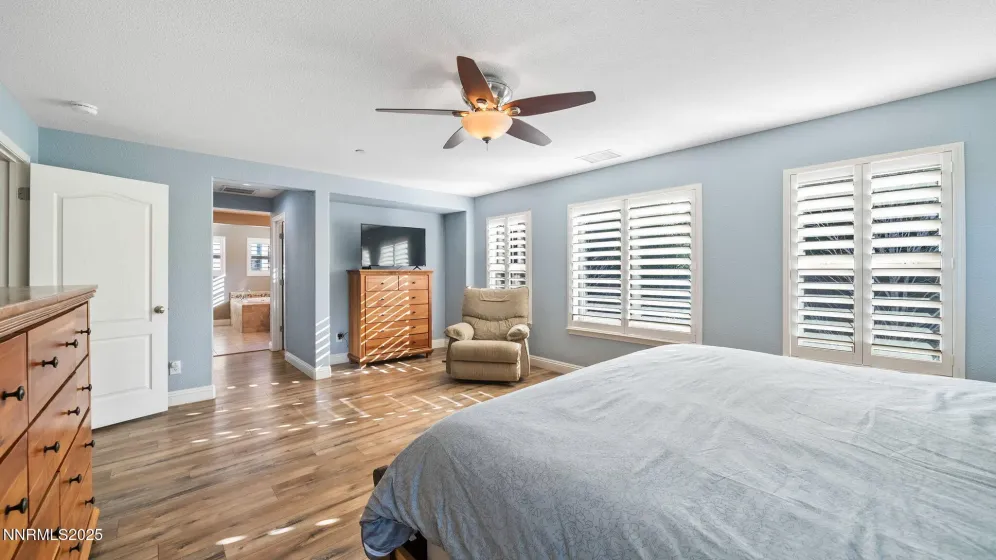 5148 Komatite, Sparks, Nevada 89436, 5 Bedrooms Bedrooms, ,4 BathroomsBathrooms,Residential,Residential,Komatite,250057582