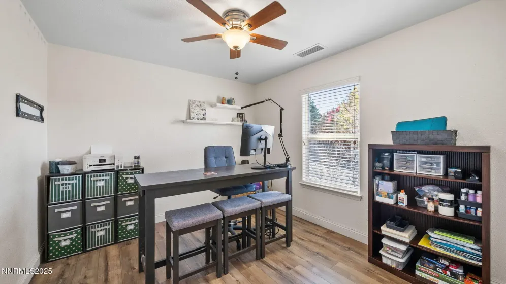 5148 Komatite, Sparks, Nevada 89436, 5 Bedrooms Bedrooms, ,4 BathroomsBathrooms,Residential,Residential,Komatite,250057582