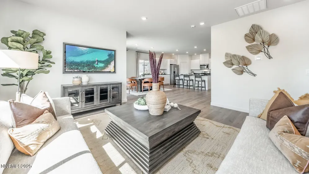 4535 Mifflin, Fernley, Nevada 89408, 4 Bedrooms Bedrooms, ,2 BathroomsBathrooms,Residential,Residential,Mifflin,250057589