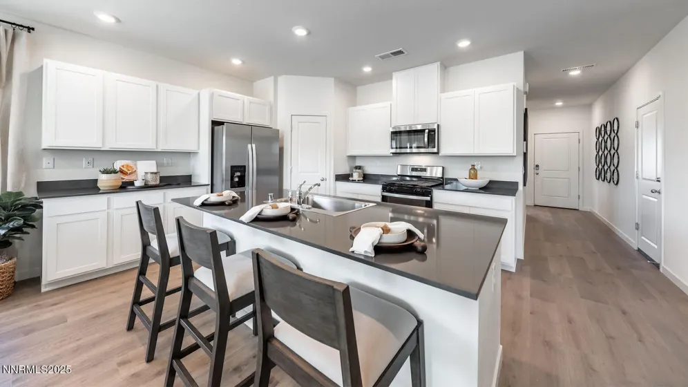 4535 Mifflin, Fernley, Nevada 89408, 4 Bedrooms Bedrooms, ,2 BathroomsBathrooms,Residential,Residential,Mifflin,250057589