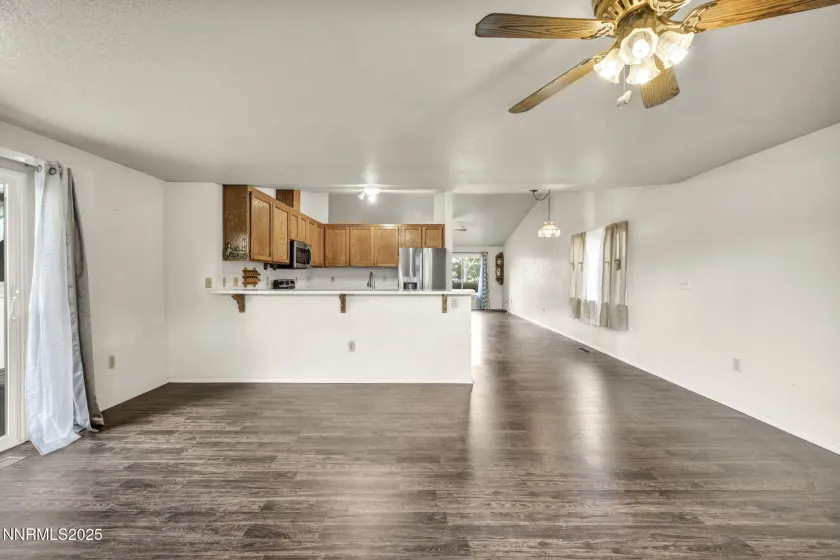 2441 Carriage Crest, Carson City, Nevada 89706, 3 Bedrooms Bedrooms, ,2 BathroomsBathrooms,Residential,Residential,Carriage Crest,250057593