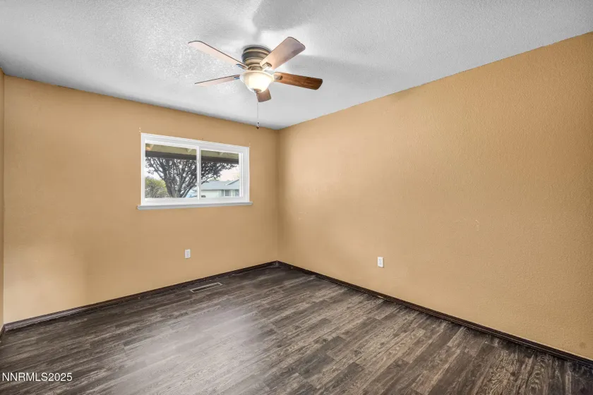 2441 Carriage Crest, Carson City, Nevada 89706, 3 Bedrooms Bedrooms, ,2 BathroomsBathrooms,Residential,Residential,Carriage Crest,250057593