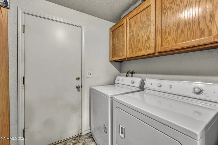 2441 Carriage Crest, Carson City, Nevada 89706, 3 Bedrooms Bedrooms, ,2 BathroomsBathrooms,Residential,Residential,Carriage Crest,250057593