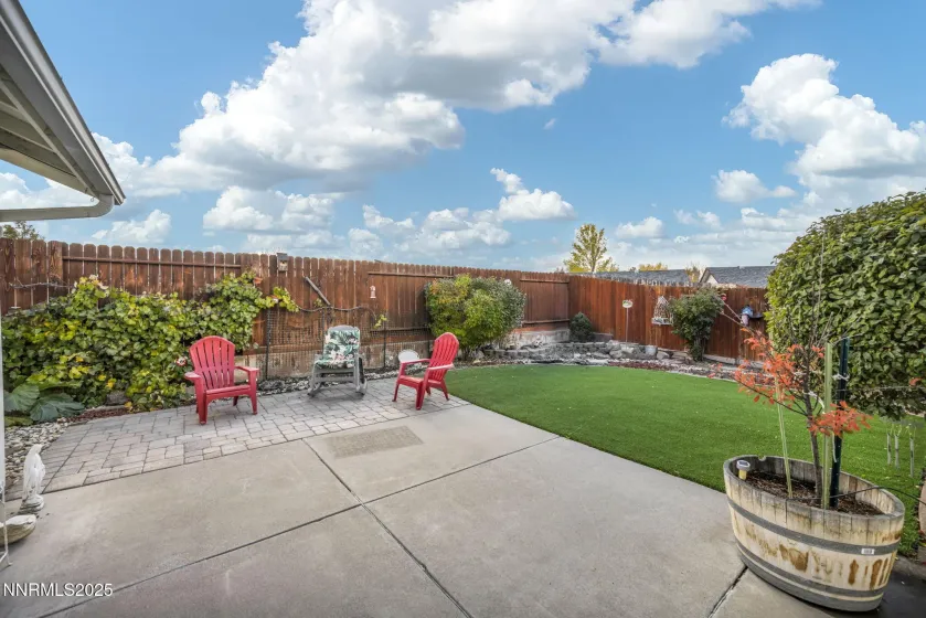 2441 Carriage Crest, Carson City, Nevada 89706, 3 Bedrooms Bedrooms, ,2 BathroomsBathrooms,Residential,Residential,Carriage Crest,250057593