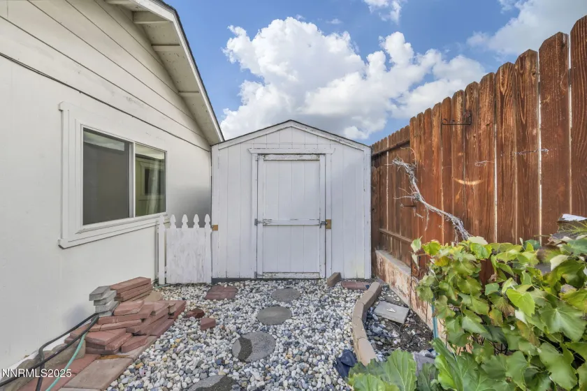 2441 Carriage Crest, Carson City, Nevada 89706, 3 Bedrooms Bedrooms, ,2 BathroomsBathrooms,Residential,Residential,Carriage Crest,250057593