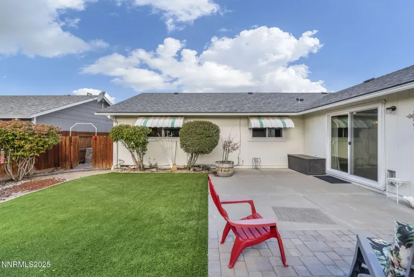 2441 Carriage Crest, Carson City, Nevada 89706, 3 Bedrooms Bedrooms, ,2 BathroomsBathrooms,Residential,Residential,Carriage Crest,250057593