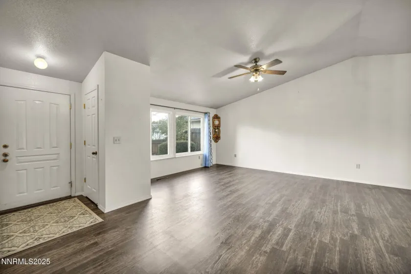 2441 Carriage Crest, Carson City, Nevada 89706, 3 Bedrooms Bedrooms, ,2 BathroomsBathrooms,Residential,Residential,Carriage Crest,250057593