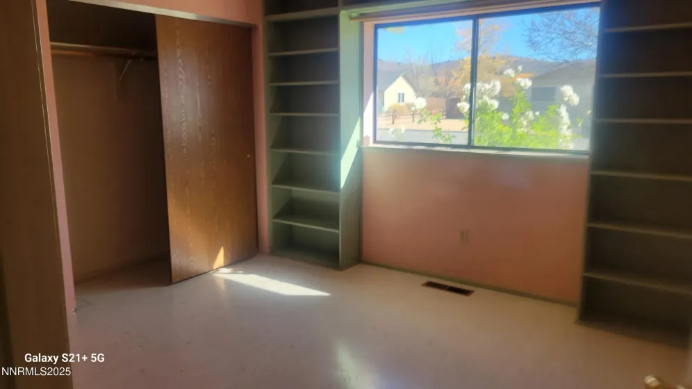 450 Marsh, Carson City, Nevada 89701, 3 Bedrooms Bedrooms, ,2 BathroomsBathrooms,Residential,Residential,Marsh,250057588