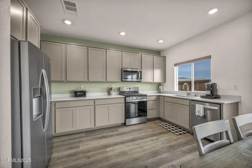 1874 Amazonite, Sparks, Nevada 89436, 3 Bedrooms Bedrooms, ,3 BathroomsBathrooms,Residential,Residential,Amazonite,250057596 1874 Amazonite, Sparks, Nevada 89436, 3 Bedrooms Bedrooms, ,3 BathroomsBathrooms,Residential,Residential,Amazonite,250057596