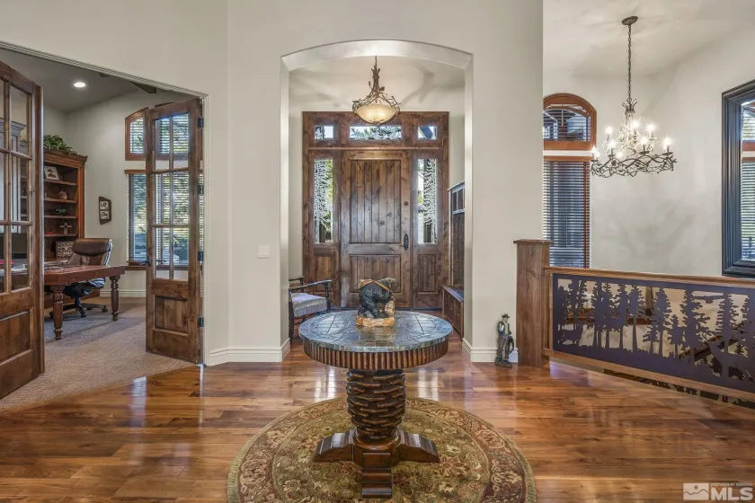 Entry/Foyer