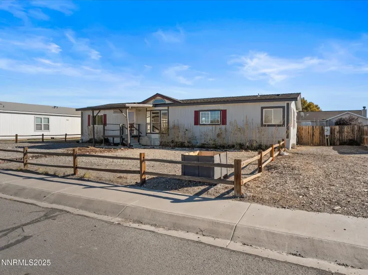 871 Jennys, Fernley, Nevada 89408, 4 Bedrooms Bedrooms, ,2 BathroomsBathrooms,Residential,Residential,Jennys,250057601