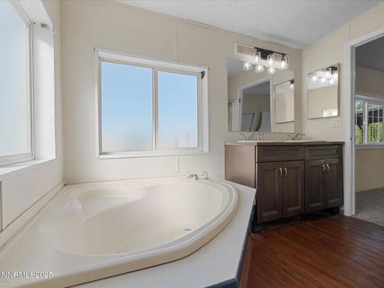 871 Jennys, Fernley, Nevada 89408, 4 Bedrooms Bedrooms, ,2 BathroomsBathrooms,Residential,Residential,Jennys,250057601