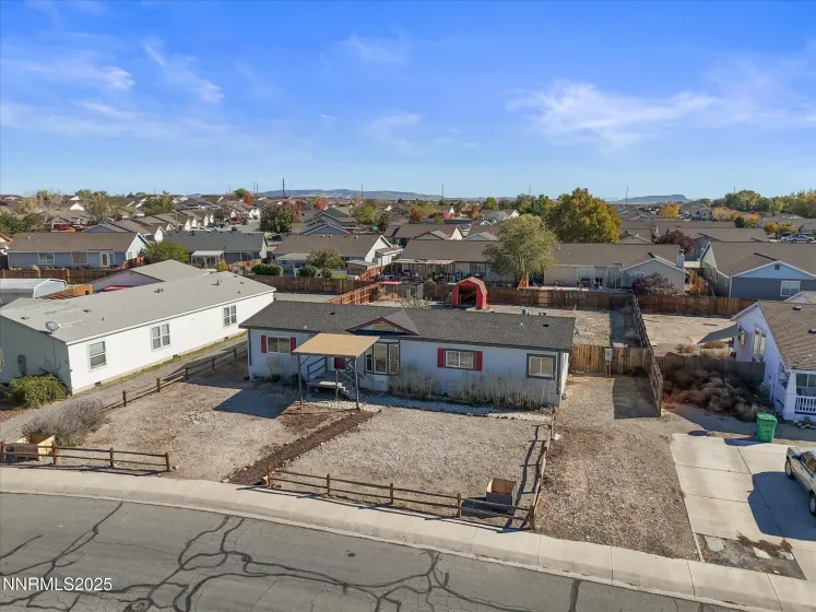 871 Jennys, Fernley, Nevada 89408, 4 Bedrooms Bedrooms, ,2 BathroomsBathrooms,Residential,Residential,Jennys,250057601