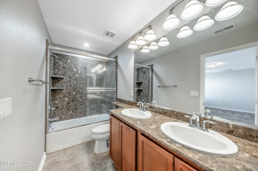 8905 Convair, Reno, Nevada 89506, 3 Bedrooms Bedrooms, ,3 BathroomsBathrooms,Residential,Residential,Convair,250057604